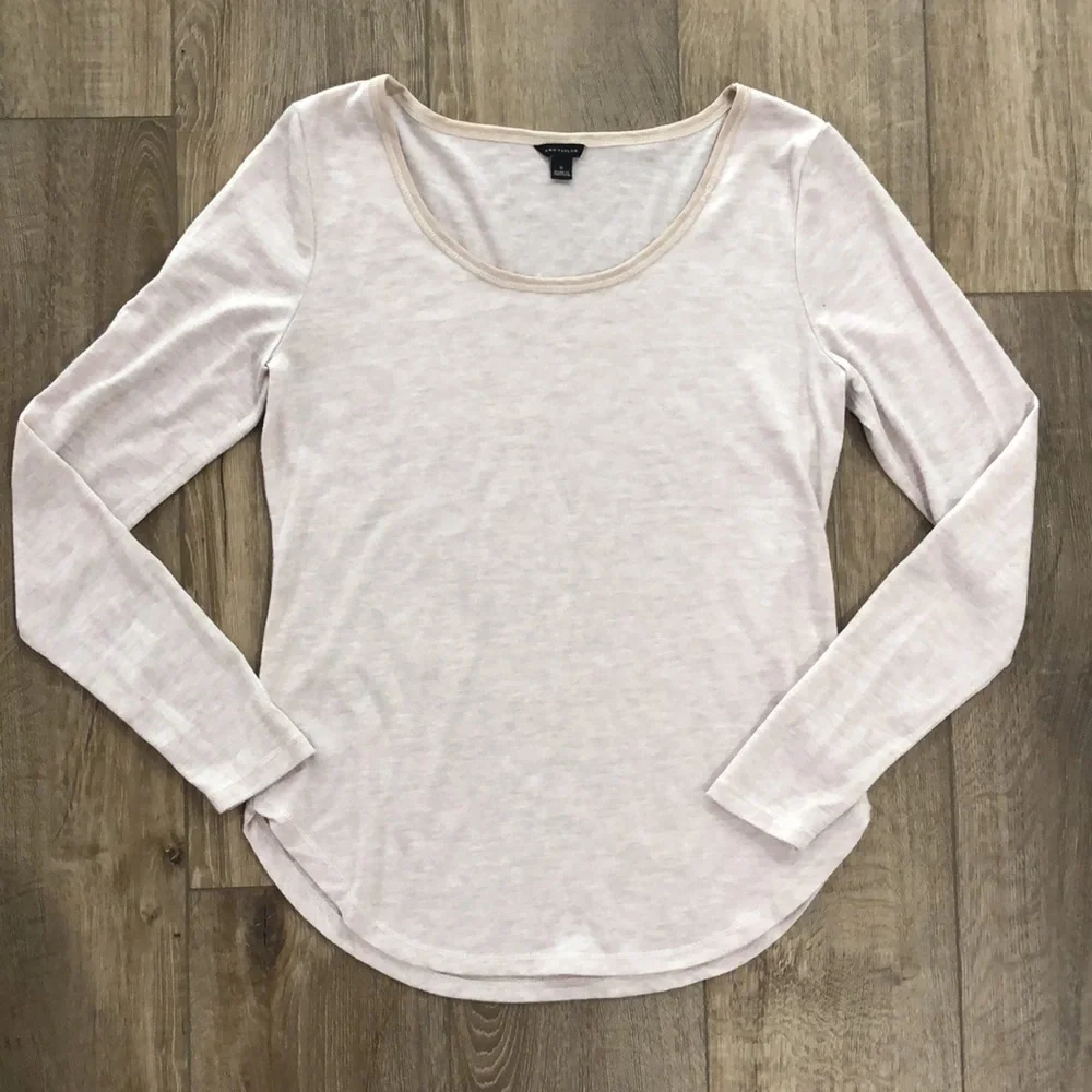 ANN TAYLOR Women's Light Tan Long Sleeve Top - Picture 1 of 7